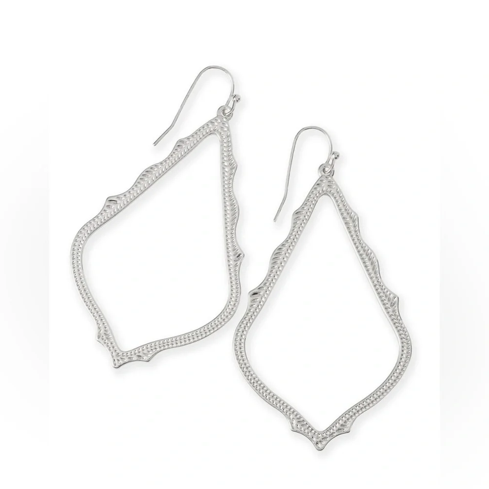 Kendra Scott Sophee Drop Earrings in Silver